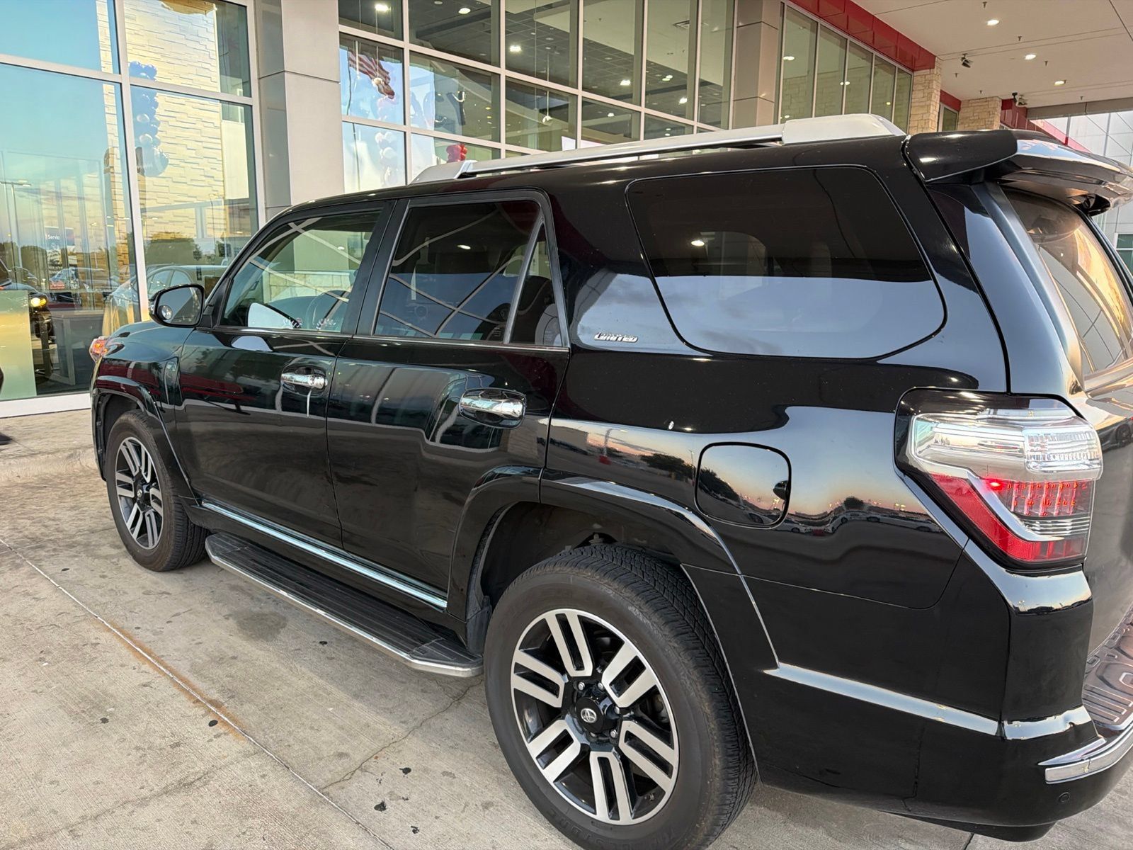 Used 2015 Toyota 4Runner Limited AWD/4WD image 16
