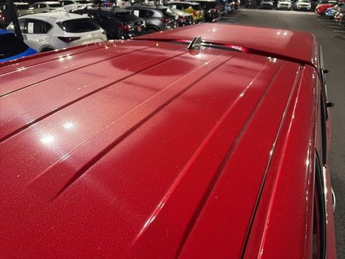 Used 2022 Nissan Titan SV w/ SV Convenience Package image 18