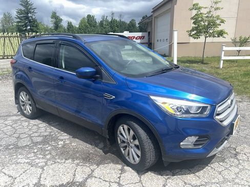 Used 2019 Ford Escape SEL AWD/4WD image 3