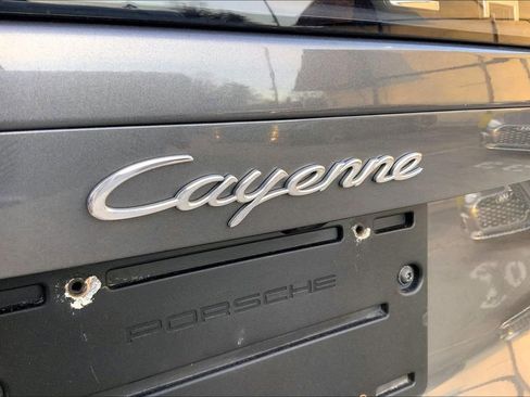 Used 2019 Porsche Cayenne image 10