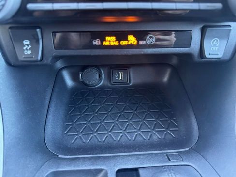 Certified 2025 Toyota RAV4 XLE AWD/4WD image 20