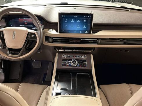 Used 2022 Lincoln Aviator Reserve w/ Equipment Group 201A image 20