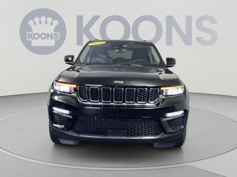 Used 2023 Jeep Grand Cherokee Limited w/ Trailer Tow Prep Group (B) AWD/4WD image 4