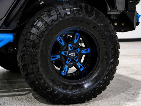 Used 2016 Jeep Wrangler Unlimited Rubicon AWD/4WD image 72