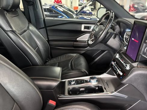 Used 2020 Ford Explorer ST w/ ST Street Pack AWD/4WD image 9