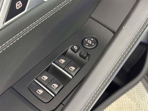 Used 2025 BMW X6 xDrive40i image 18