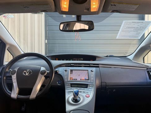Used 2012 Toyota Prius Four image 14