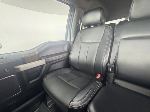 Used 2018 Ford F150 Lariat w/ Equipment Group 501A Mid AWD/4WD image 18