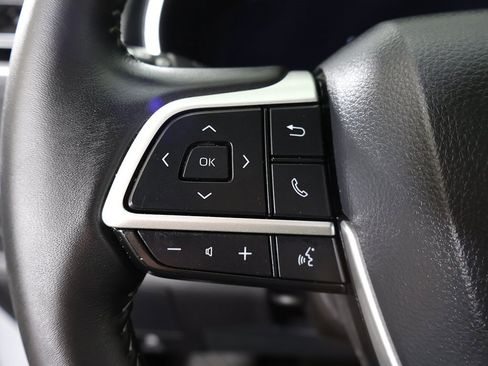 Used 2025 Toyota Highlander XSE image 46