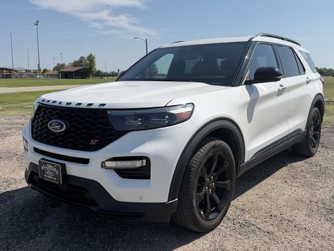 Used 2023 Ford Explorer ST w/ Equipment Group 401A AWD/4WD image 12