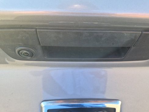 Used 2022 RAM 1500 Classic SLT w/ Trailer & Traction Group image 16