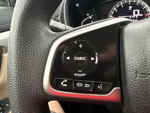 Used 2018 Honda CR-V LX image 15