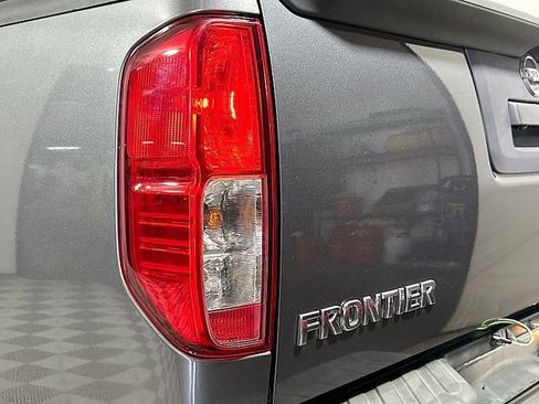 Used 2019 Nissan Frontier SV AWD/4WD image 23