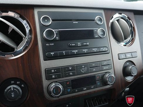 Used 2011 Ford F350 Lariat w/ Lariat Interior Pkg image 30