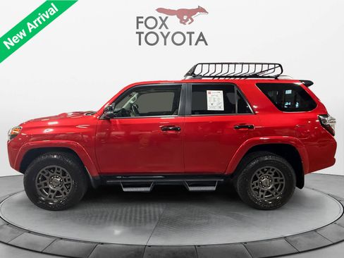 Used 2020 Toyota 4Runner Venture w/ Moonroof Package AWD/4WD image 3