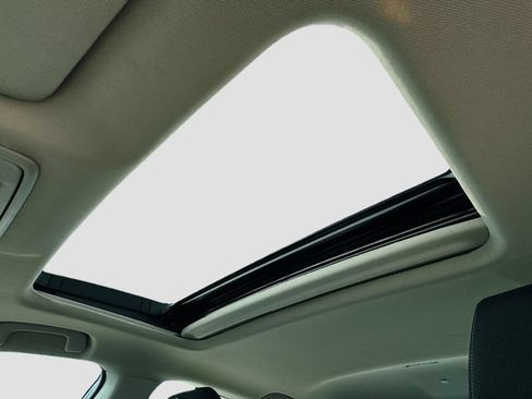 Certified 2025 Honda Accord SE image 23