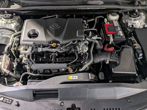 Used 2022 Toyota Camry SE w/ Carpet Mat Package (TMS) FWD image 23
