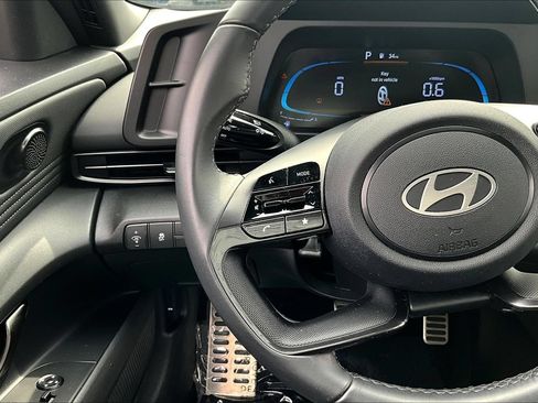 Used 2023 Hyundai Santa Fe SEL w/ Premium Package FWD image 13