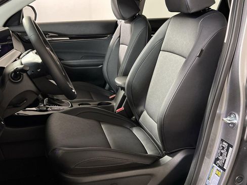 Used 2025 Kia Seltos EX AWD/4WD image 11