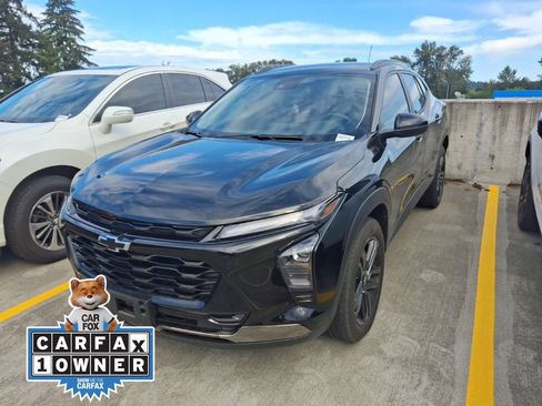 Used 2024 Chevrolet Trax ACTIV FWD image 1