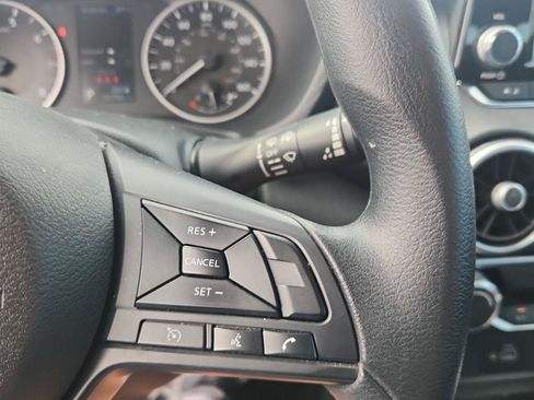 Used 2024 Nissan Sentra S FWD image 15