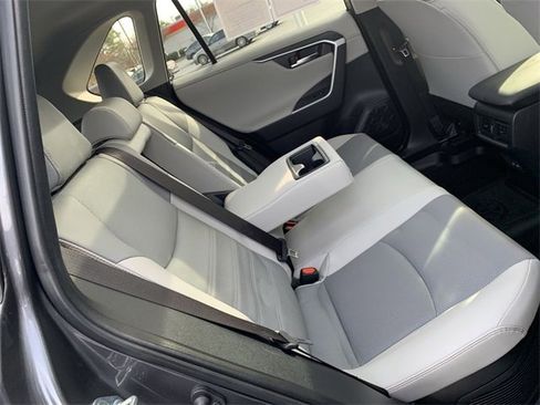 Used 2024 Toyota RAV4 Limited image 12