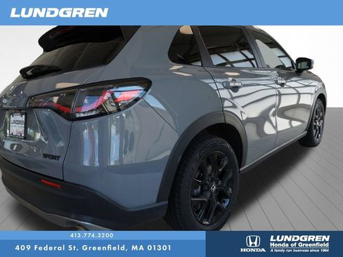 Used 2024 Honda HR-V Sport image 9