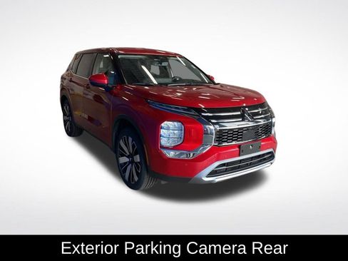 Used 2025 Mitsubishi Outlander SE AWD/4WD image 15
