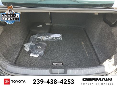 Used 2023 Volkswagen Jetta SE w/ Panoramic Sunroof Package FWD image 24