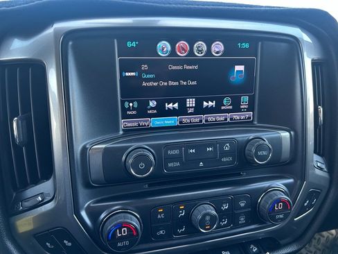 Used 2018 Chevrolet Silverado 1500 LT w/ All Star Edition image 13