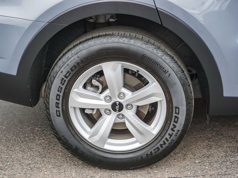 Certified 2023 Kia Sorento LX FWD image 9