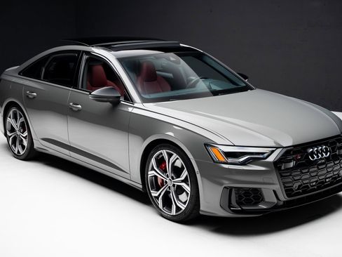 Used 2024 Audi S6 Premium Plus w/ Premium Plus Package image 40