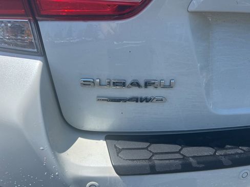 Used 2019 Subaru Crosstrek 2.0i Limited w/ Moonroof Package w/Navigation AWD/4WD image 4