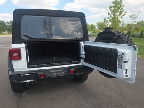 Used 2022 Jeep Wrangler Unlimited Sport AWD/4WD image 10