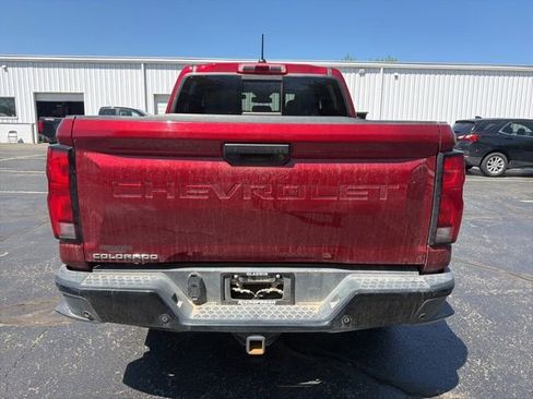 Used 2025 Chevrolet Colorado Z71 w/ Z71 Convenience Package 2 AWD/4WD image 4