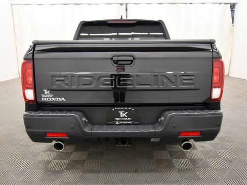 Certified 2025 Honda Ridgeline Black Edition image 6