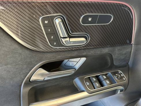 New 2026 Mercedes-Benz GLB 35 AMG 4MATIC image 11