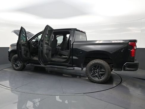Used 2023 Chevrolet Silverado 1500 LT Trail Boss image 32