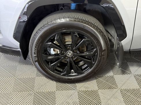 Used 2024 Toyota RAV4 XSE AWD/4WD image 12