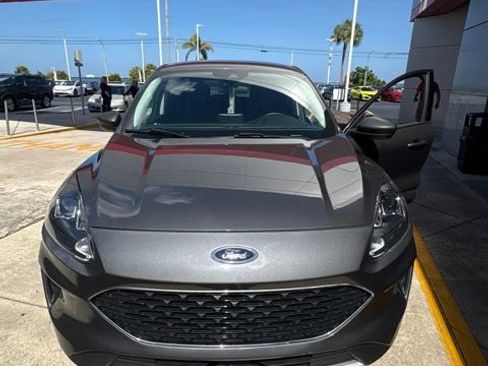 Used 2022 Ford Escape SE w/ Convenience Package FWD image 1