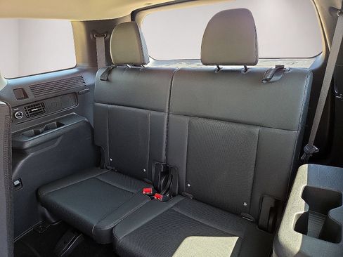 Used 2025 Hyundai Santa Fe SEL AWD/4WD image 19