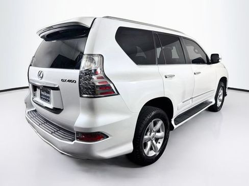 Used 2019 Lexus GX 460 AWD/4WD image 10