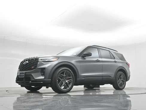 New 2026 Ford Explorer ST AWD/4WD image 46