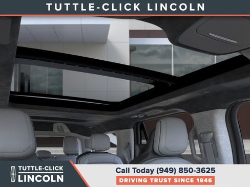 New 2026 Lincoln Navigator Black Label AWD/4WD image 22