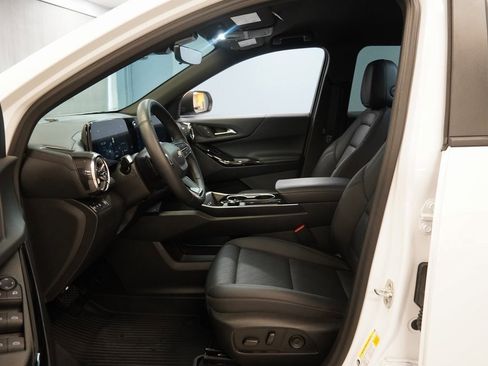 New 2026 Chevrolet Equinox LT w/ Convenience Package II image 4