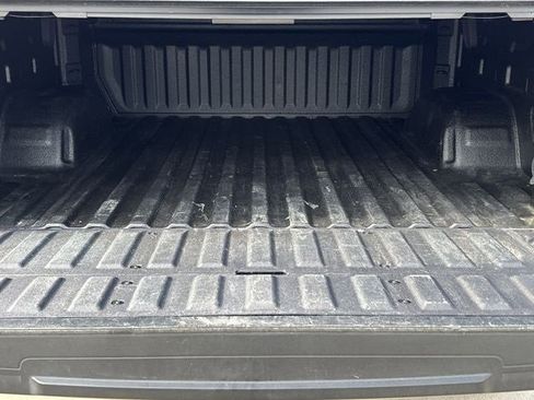 Used 2020 GMC Sierra 1500 SLT image 25