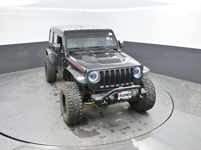 Used 2018 Jeep Wrangler Unlimited Rubicon AWD/4WD image 38