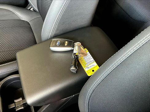 Used 2022 Subaru Forester Premium image 18