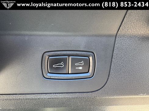 Used 2017 Porsche Panamera Turbo image 12