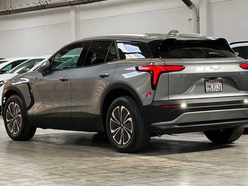Used 2024 Chevrolet Blazer EV LT AWD/4WD image 6